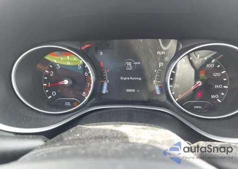 2018 Jeep Compass Limited 4X4 from USA, damaged, VIN 3C4NJDCB8JT330092